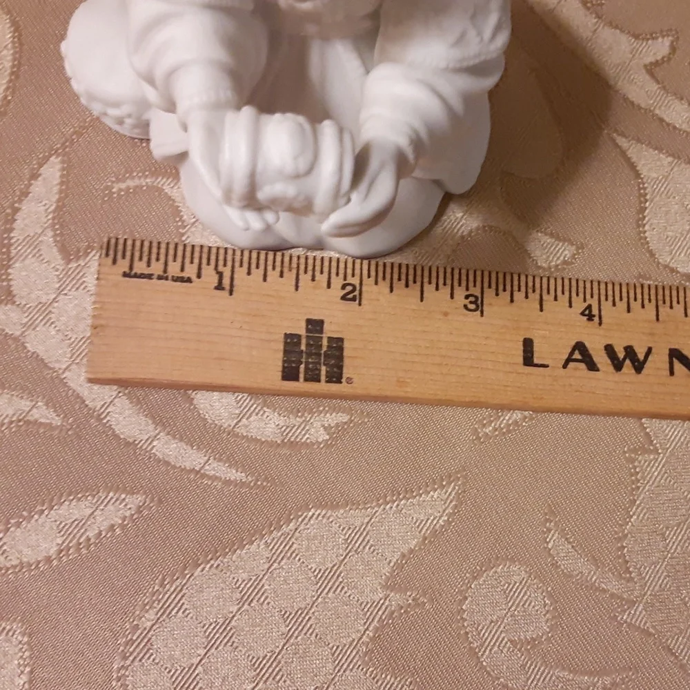 Avon Nativity Collectibles Magi-Melchior Porcelain Figurine